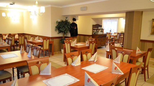 Hotel Malinowski Economy Gliwice Restaurant bilde